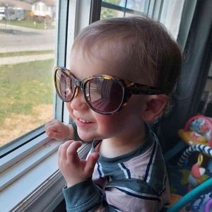 Meet your Posher, Brenda